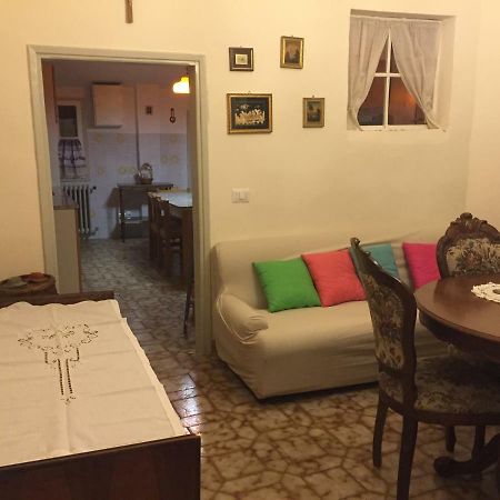 La Casa Di Luigi Lejlighed Montevarchi Eksteriør billede