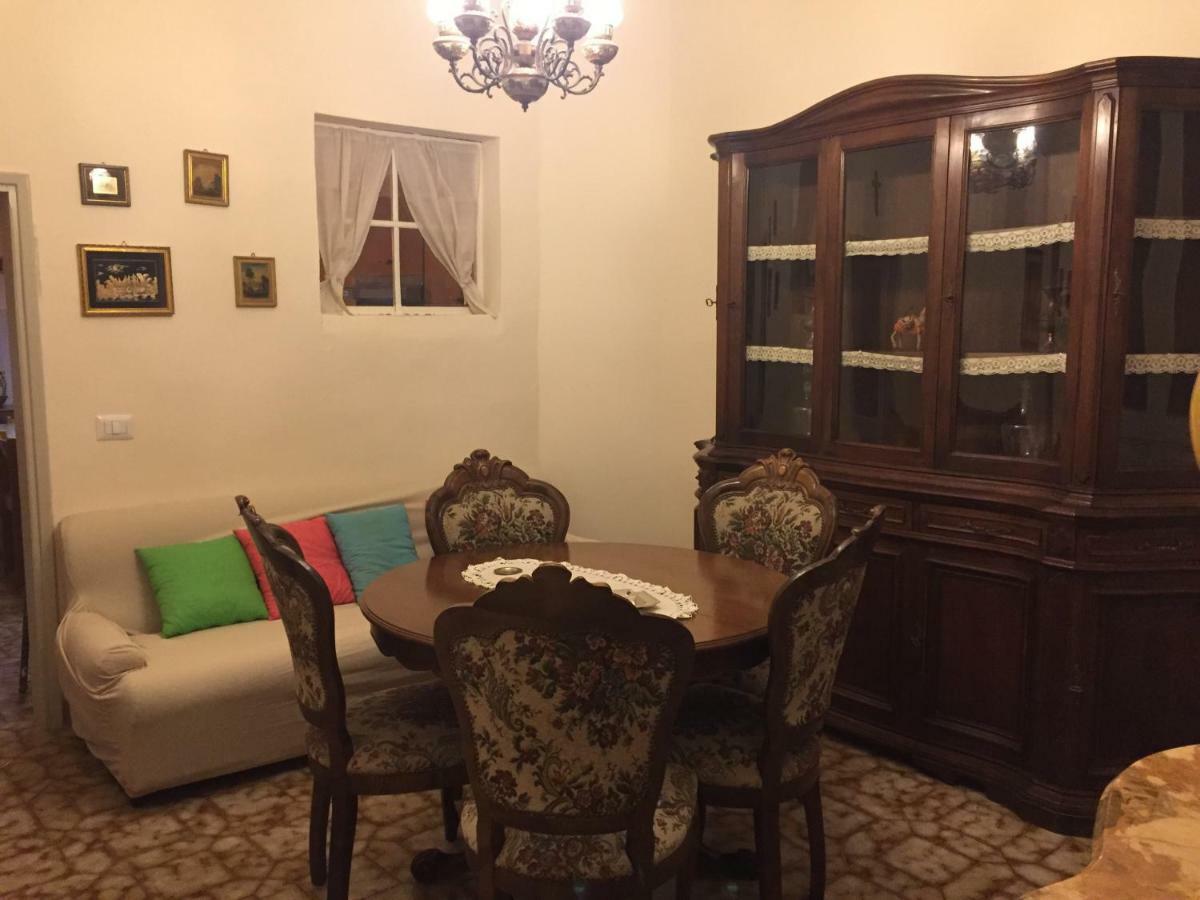 La Casa Di Luigi Lejlighed Montevarchi Eksteriør billede