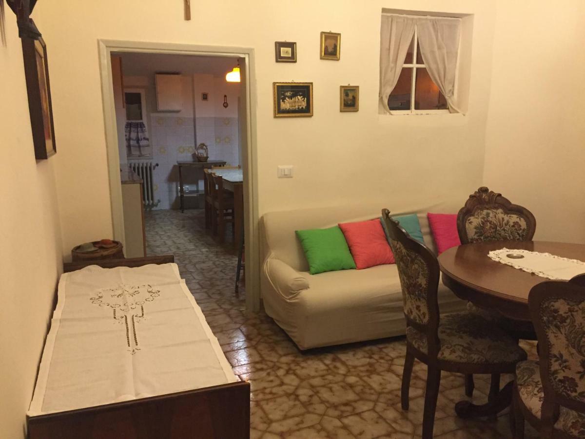 La Casa Di Luigi Lejlighed Montevarchi Eksteriør billede