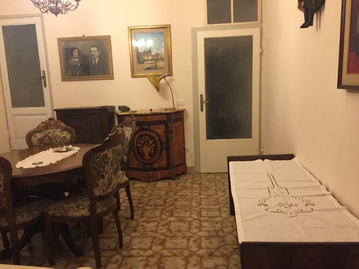 La Casa Di Luigi Lejlighed Montevarchi Eksteriør billede