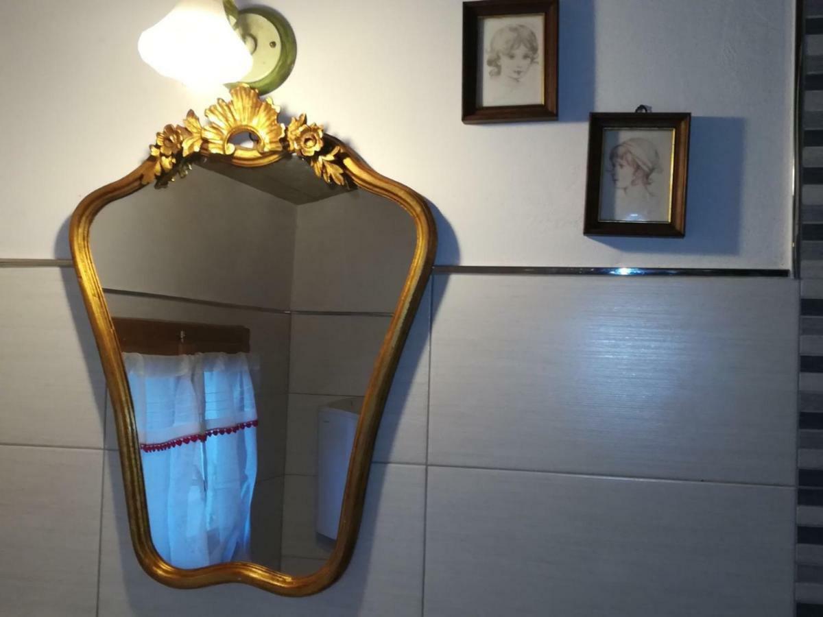 La Casa Di Luigi Lejlighed Montevarchi Eksteriør billede